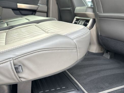 Used 2026 Ford F350 Platinum w/ Platinum Plus Package image 27