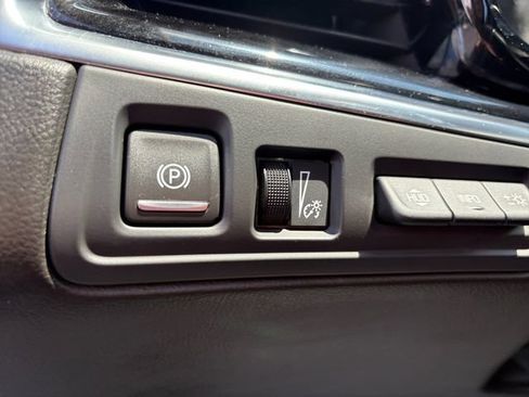 Certified 2024 Cadillac XT6 Premium Luxury w/ Technology Package AWD/4WD image 22