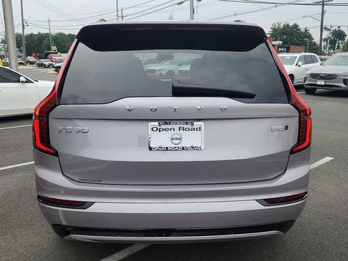 Used 2026 Volvo XC90 B6 Ultra w/ Protection Package Premier AWD/4WD image 5