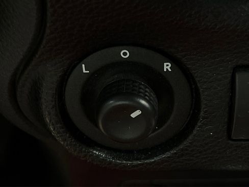 Used 2015 Jeep Wrangler Unlimited Sport w/ Quick Order Package 24S AWD/4WD image 41