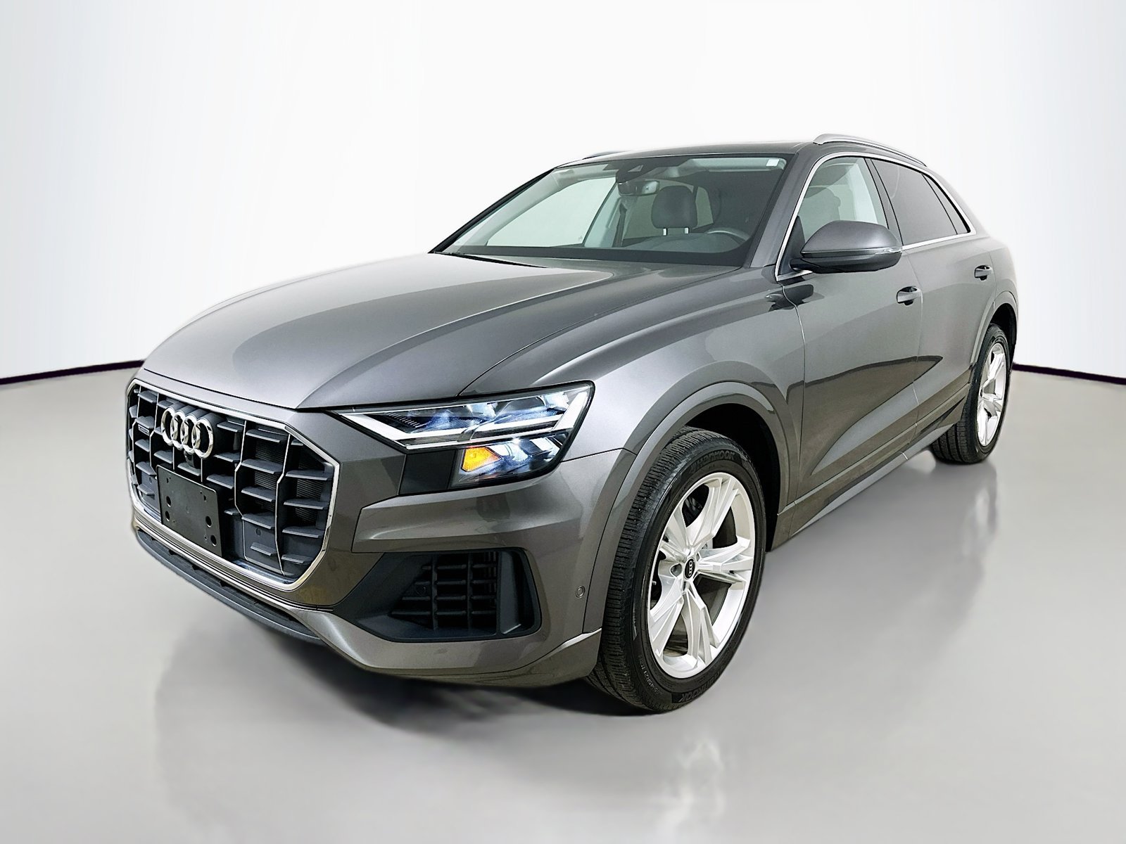 Certified 2022 Audi Q8 Premium AWD/4WD image 1