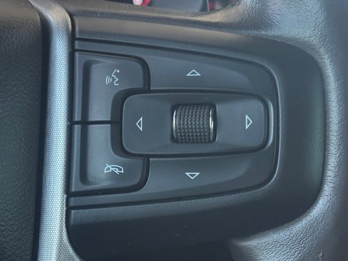 Used 2023 GMC Sierra 1500 SLT AWD/4WD image 13