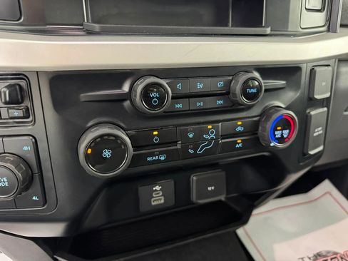 Used 2023 Ford F350 XLT AWD/4WD image 20