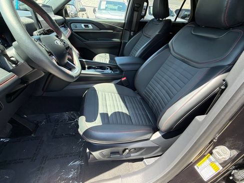 Used 2026 Ford Explorer ST-Line RWD image 24
