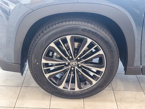 New 2026 Toyota Grand Highlander AWD Hybrid image 11