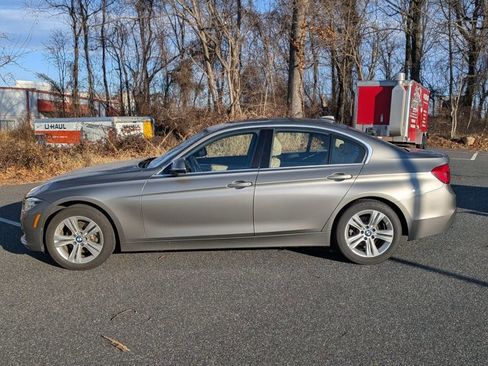 Used 2017 BMW 330i xDrive Sedan image 8