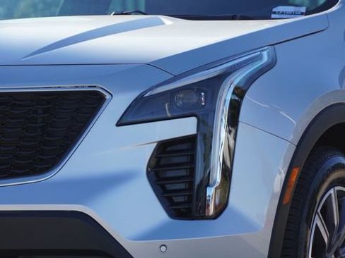 Used 2020 Cadillac XT4 Sport w/ Driver Awareness Package image 4