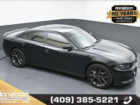 Used 2022 Dodge Charger SXT w/ Blacktop Package RWD image 17