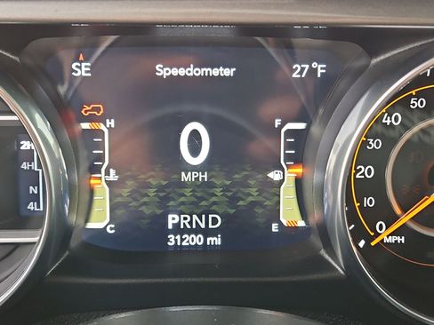 Used 2019 Jeep Wrangler Unlimited Sahara w/ Safety Group image 23