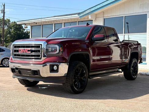 Used 2015 GMC Sierra 1500 SLE w/ SLE Value Package AWD/4WD image 7