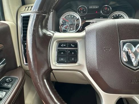 Used 2018 RAM 1500 Laramie w/ Convenience Group AWD/4WD image 47