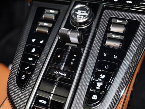 New 2026 Aston Martin V8 Vantage Roadster image 27