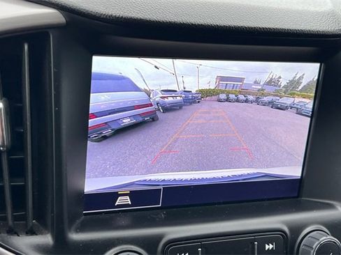 Used 2024 GMC Terrain AT4 image 25