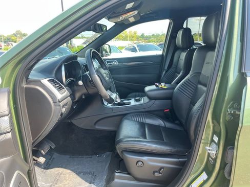Used 2021 Jeep Grand Cherokee Trackhawk AWD/4WD image 9