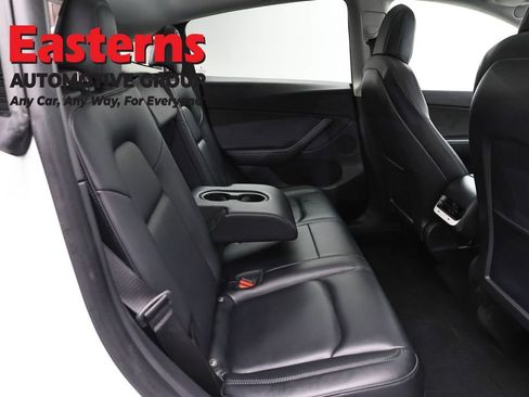 Used 2021 Tesla Model Y Long Range AWD/4WD image 17