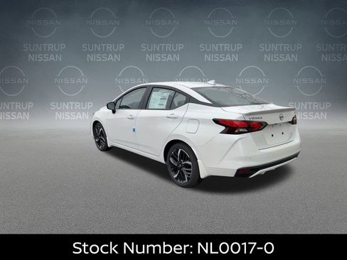 New 2025 Nissan Versa SR w/ Trunk Package image 7