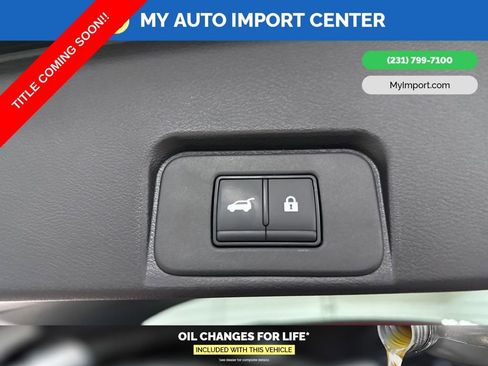 Certified 2025 Nissan Rogue SV image 29