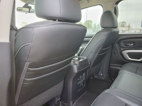 Used 2018 Nissan Titan PRO-4X w/ Pro-4x Utility Package image 10