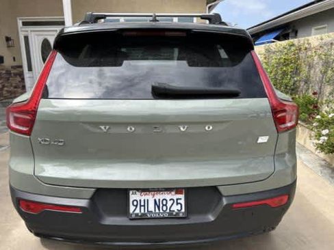 Used 2023 Volvo XC40 Recharge Ultimate w/ Protection Package Premier AWD/4WD image 5