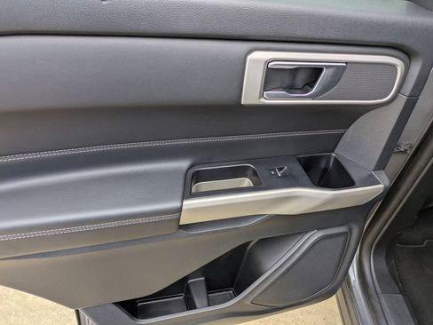 Used 2023 Ford Explorer XLT w/ Equipment Group 202A image 11