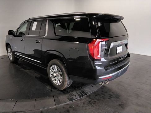 Used 2023 GMC Yukon XL Denali image 8