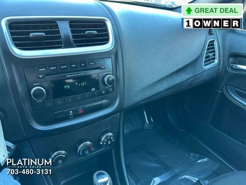 Used 2013 Dodge Avenger SE image 10
