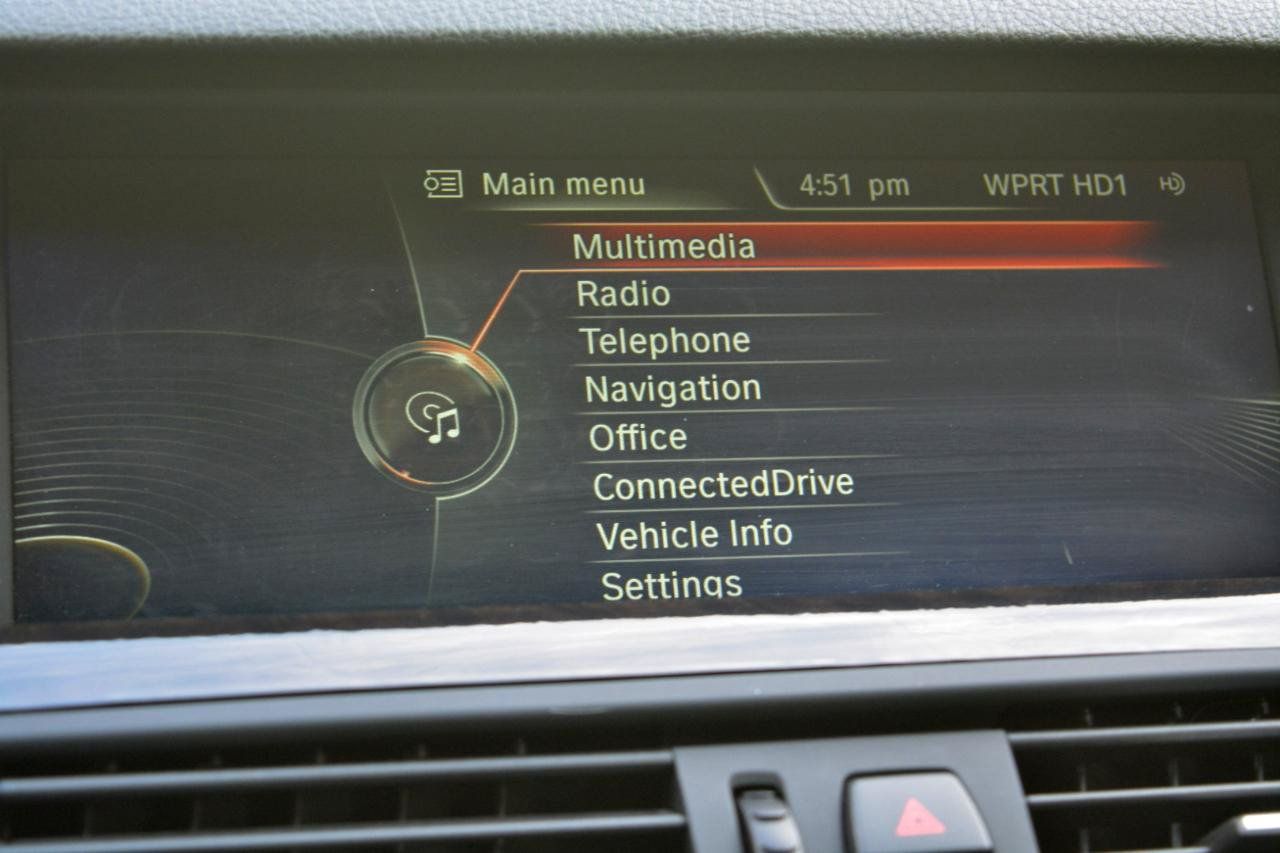 Used 2014 BMW 528i Sedan RWD image 23