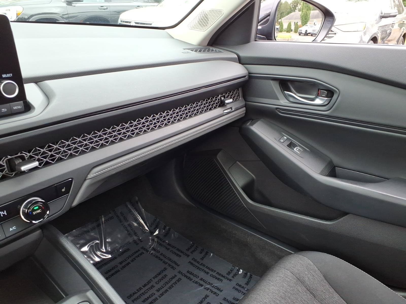 Used 2024 Honda Accord EX image 26