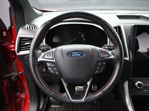 Used 2021 Ford Edge ST-Line w/ Class II Trailer Tow Package AWD/4WD image 12
