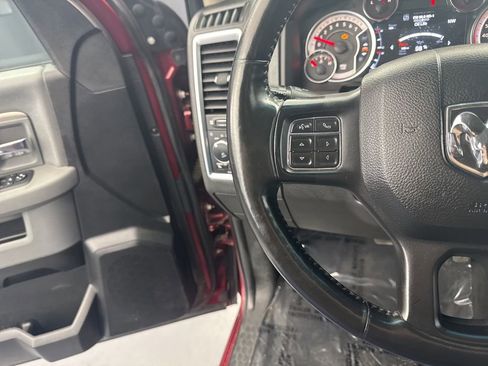 Used 2019 RAM 1500 Classic SLT w/ SLT Plus D￩cor Group AWD/4WD image 25