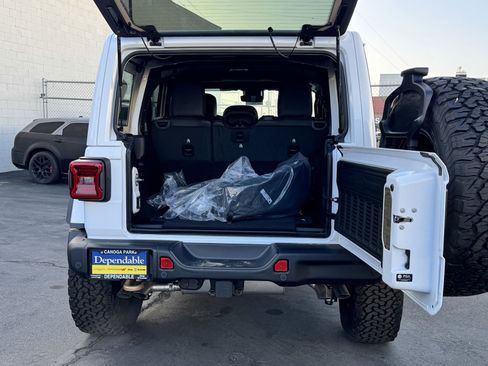 New 2024 Jeep Wrangler Unlimited Rubicon 392 image 14