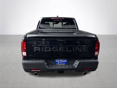 New 2026 Honda Ridgeline Black Edition image 7