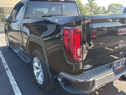 Used 2019 GMC Sierra 1500 SLT w/ SLT Premium Plus Package AWD/4WD image 4