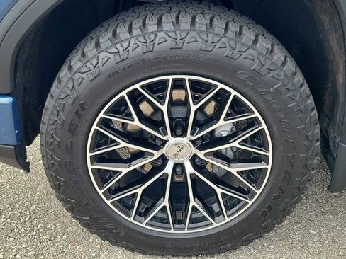 Used 2026 GMC Sierra 1500 Denali Ultimate image 11