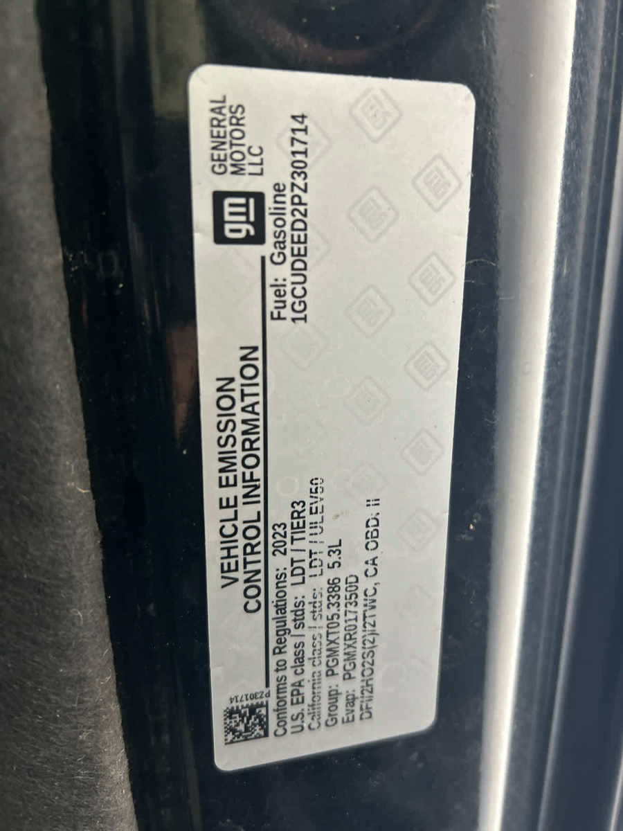 Used 2023 Chevrolet Silverado 1500 RST w/ Redline Edition AWD/4WD image 29