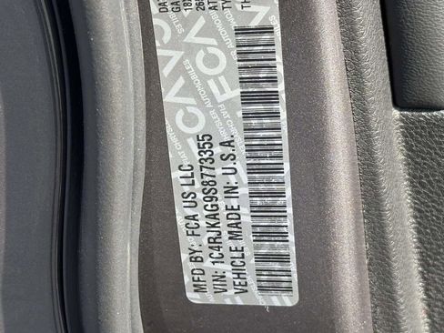 New 2025 Jeep Grand Cherokee L Altitude AWD/4WD image 31
