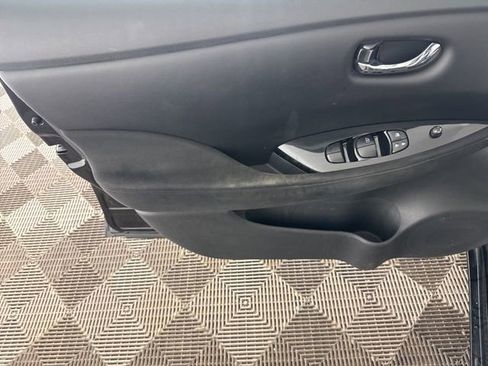 Used 2016 Nissan Leaf SV image 23