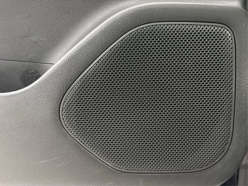 Used 2021 Nissan Rogue SL w/ Premium Package image 41