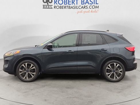 Used 2022 Ford Escape SEL w/ SEL Stealth AWD Package image 2