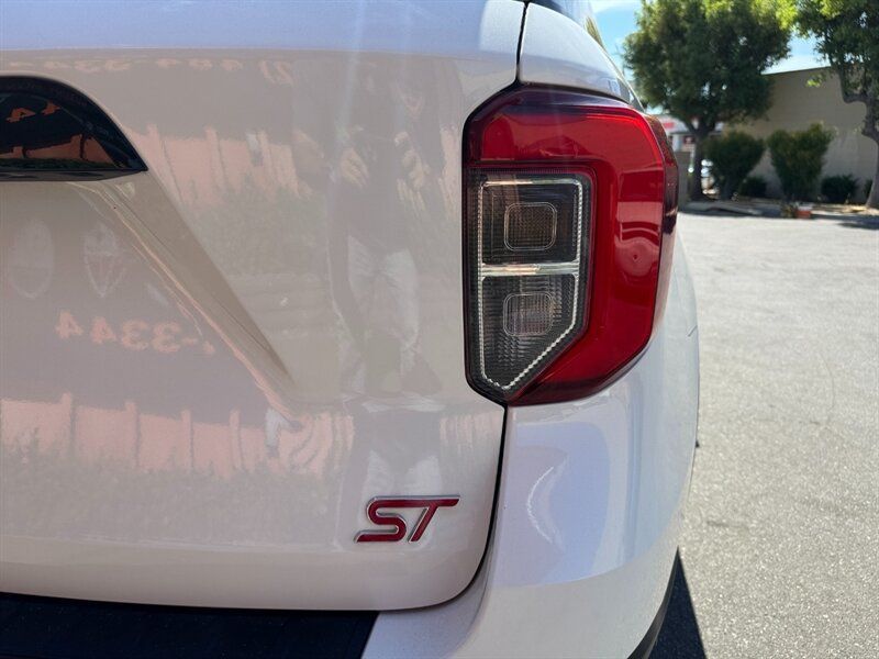 Used 2020 Ford Explorer ST w/ ST Street Pack AWD/4WD image 15