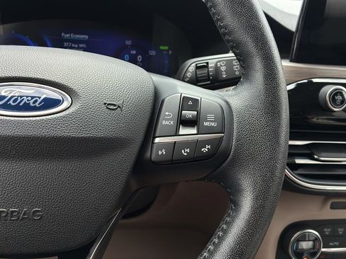 Used 2020 Ford Escape Titanium AWD/4WD image 26