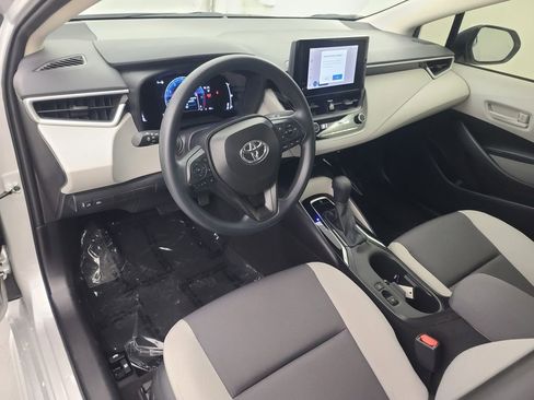 Used 2026 Toyota Corolla LE image 25