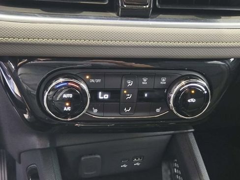 Used 2025 Chevrolet TrailBlazer ACTIV w/ Convenience Package image 23