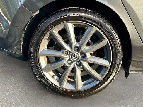 Used 2021 MAZDA MAZDA3 s image 30