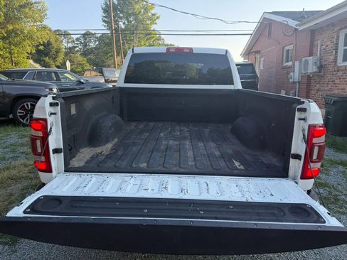 Used 2022 RAM 2500 Big Horn w/ Level 1 Equipment Group AWD/4WD image 5