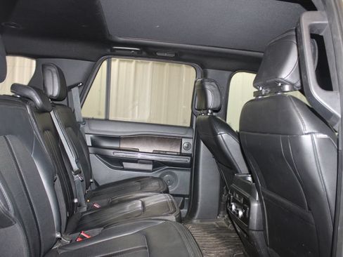 Used 2020 Ford Expedition Limited AWD/4WD image 19