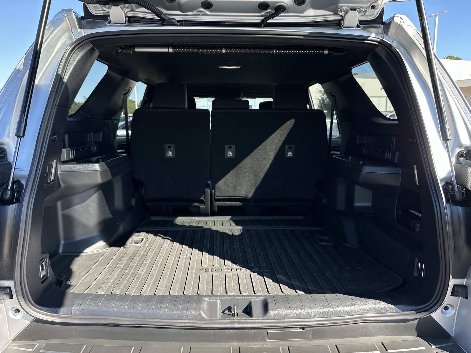 Used 2025 Toyota 4Runner SR5 RWD image 10