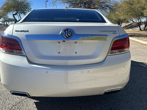 Used 2010 Buick LaCrosse CXS image 6