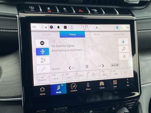 New 2025 Jeep Grand Cherokee L Limited w/ Black Appearance Package image 22