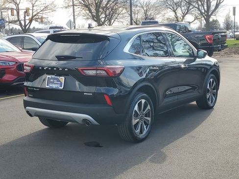 Certified 2023 Ford Escape Platinum image 4